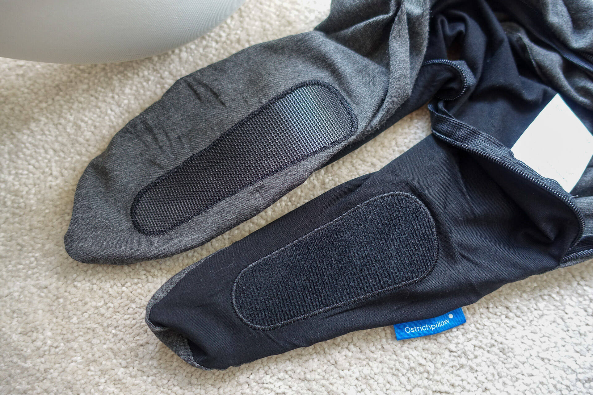 ostrichpillow go neck velcro straps
